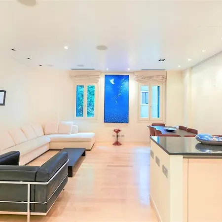Ca' Santa Eufemia, Cozy And Classy, Sleep 4 Διαμέρισμα Βενετία