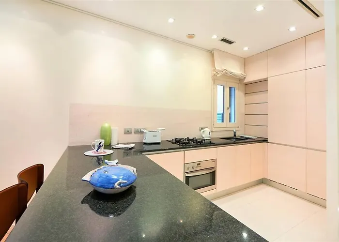 Ca' Santa Eufemia, Cozy&classy, Sleep 4 Apartamento *