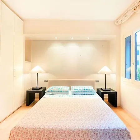 아파트 Ca' Santa Eufemia, Cozy And Classy, Sleep 4 *